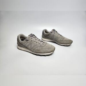 New‎ Balance 696 Grey Wedge Sneakers Size 7.5 90s Shoes